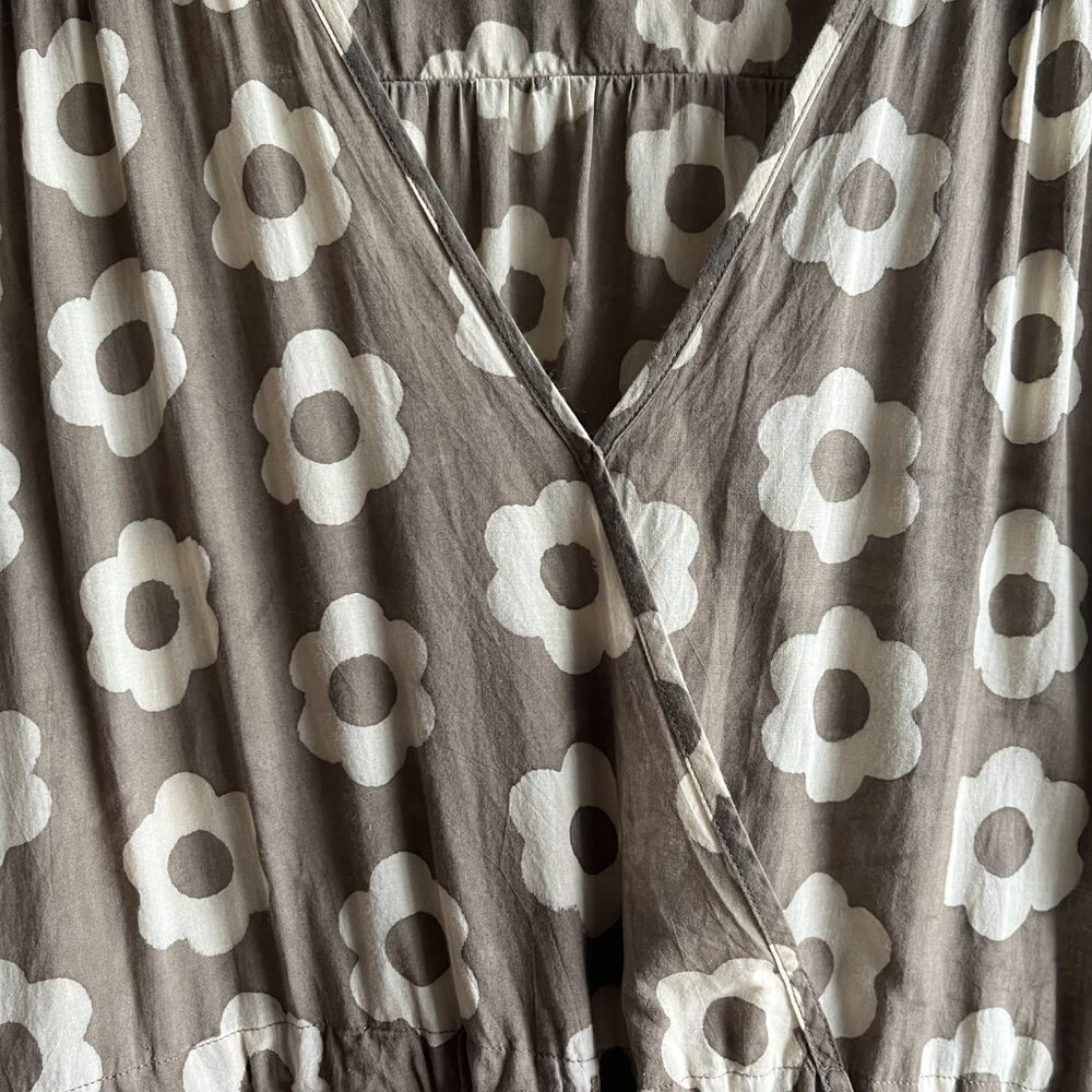 Christy Dawn The Dawn Dress Mocha Daisy Large - Picture 3 of 5